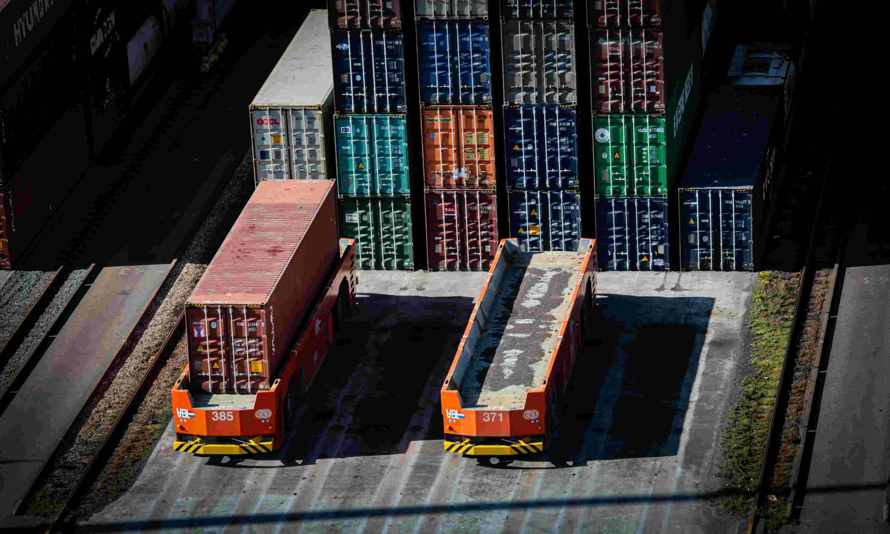 拖车与转运衔接